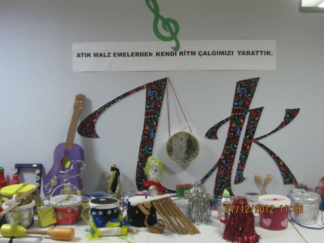 ATIK MALZEMELERDEN KENDİ RİTM ÇALGIMIZI YAPTIK