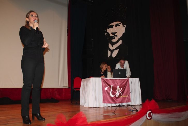 ÖZEL UĞUR ANADOLU LİSESİ HİZMET İÇİ PAYLAŞIM TOPLANTILARI
