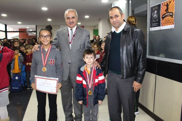 TÜRKİYE SATRANÇ TURNUVASI İSTANBUL 3.LÜĞÜ VE 5.LİĞİ UĞUR KOLEJİ‘NDEN !