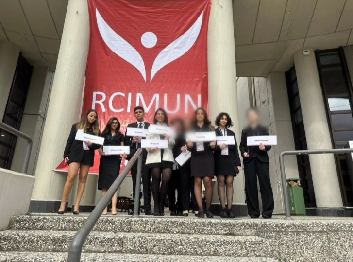 UKMUN Öğrencilerimiz Robert Kolej'de Düzenlenen RCIMUN 2023'teydi